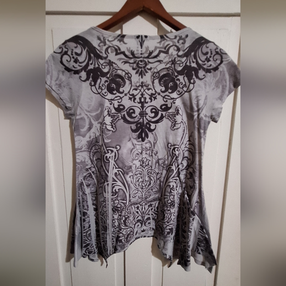 St. John Black and Gray Patterned Short Sleeve Top - Picture 3 of 3